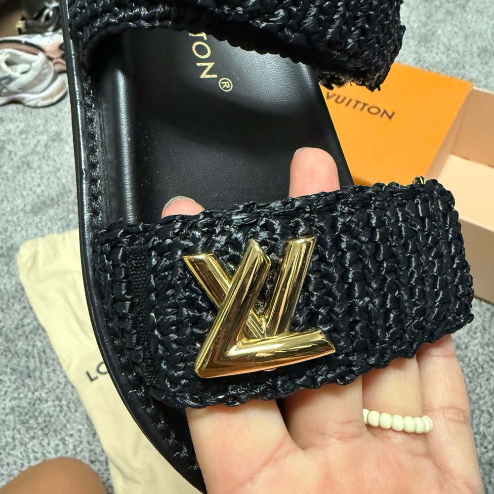 Louis Vuitton Black and Gold Women's Sandals - Picture 7 of 9
